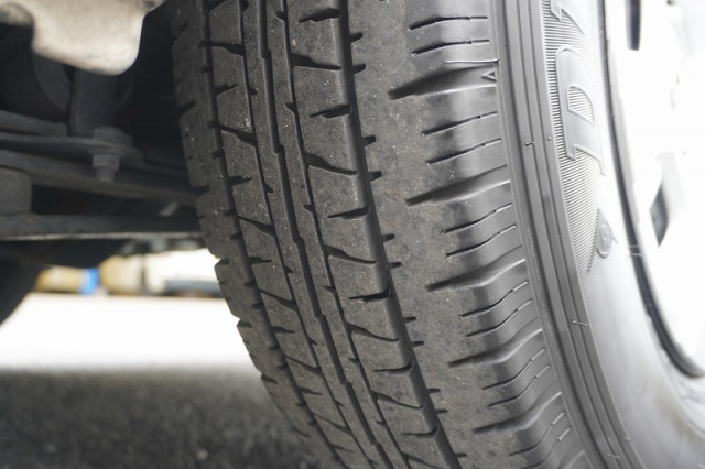 トヨタ ハイエース 小型 ライトバン CBF-TRH200V(95153) 11枚目