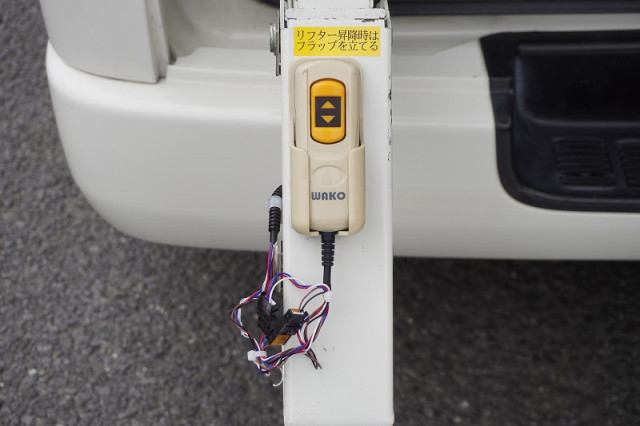 トヨタ ハイエース 小型 ライトバン CBF-TRH200V(95153) 20枚目