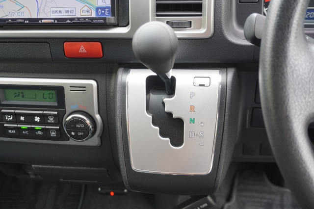 トヨタ ハイエース 小型 ライトバン CBF-TRH200V(95153) 34枚目