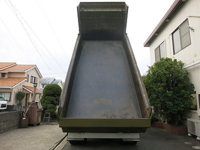 いすゞ ギガ 大型 土砂ダンプ QKG-CXZ77AT(95760) 10枚目
