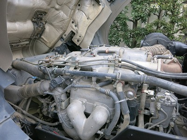 いすゞ ギガ 大型 土砂ダンプ QKG-CXZ77AT(95760) 17枚目