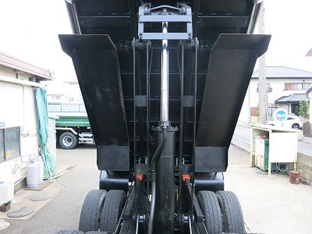 いすゞ ギガ 大型 土砂ダンプ QKG-CXZ77AT(95760) 21枚目