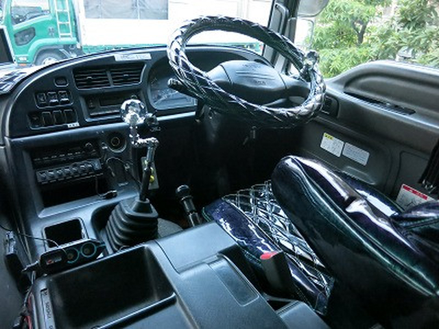 いすゞ ギガ 大型 土砂ダンプ QKG-CXZ77AT(95760) 29枚目