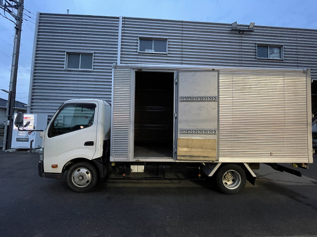 トヨタ ダイナ 小型 アルミバン TKG-XZU710(95762) 3枚目