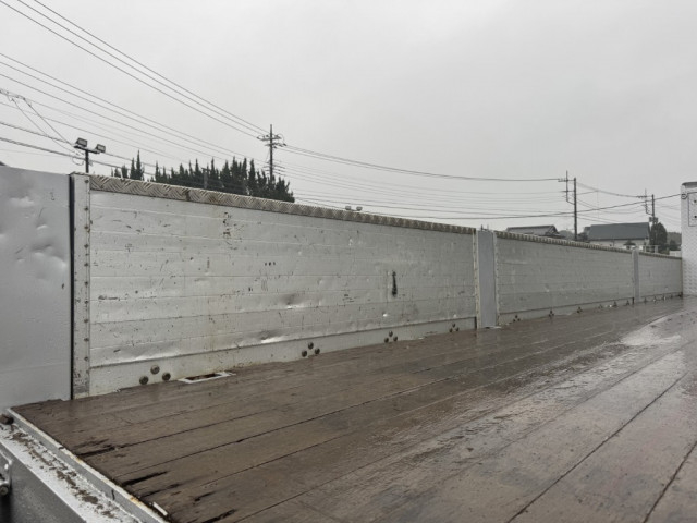 いすゞ ギガ 大型 クレーン付き QKG-CYJ77A(95764) 9枚目