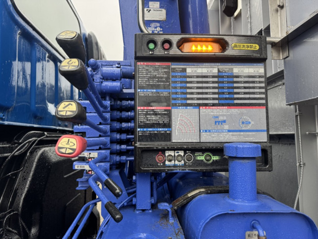 いすゞ ギガ 大型 クレーン付き QKG-CYJ77A(95764) 19枚目