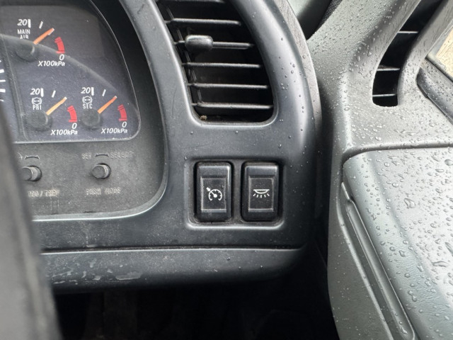 いすゞ ギガ 大型 クレーン付き QKG-CYJ77A(95764) 34枚目