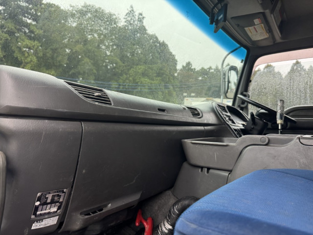 いすゞ ギガ 大型 クレーン付き QKG-CYJ77A(95764) 42枚目