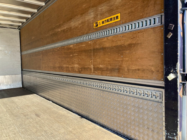 いすゞ フォワード 中型 アルミウィング TKG-FRR90S2(95766) 18枚目