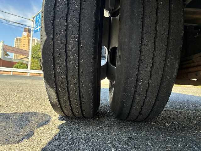 いすゞ エルフ 小型 Wキャブ TKG-NJR85A(95771) 30枚目