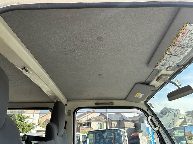 いすゞ エルフ 小型 Wキャブ TKG-NJR85A(95771) 32枚目