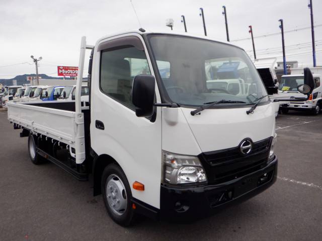 日野 デュトロ 小型 平ボディ TKG-XZC710M(95777) 5枚目