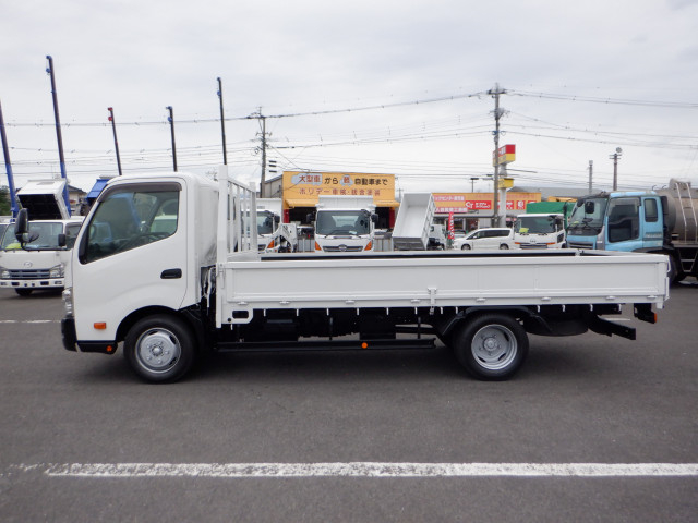 日野 デュトロ 小型 平ボディ TKG-XZC710M(95777) 7枚目