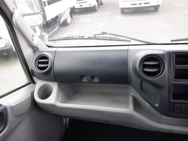 日野 デュトロ 小型 平ボディ TKG-XZC710M(95777) 36枚目