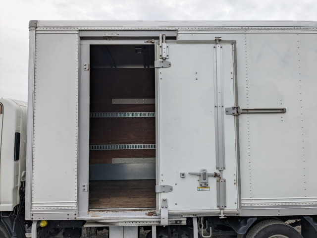 いすゞ エルフ 小型 アルミバン TKG-NMR85AN(95778) 30枚目