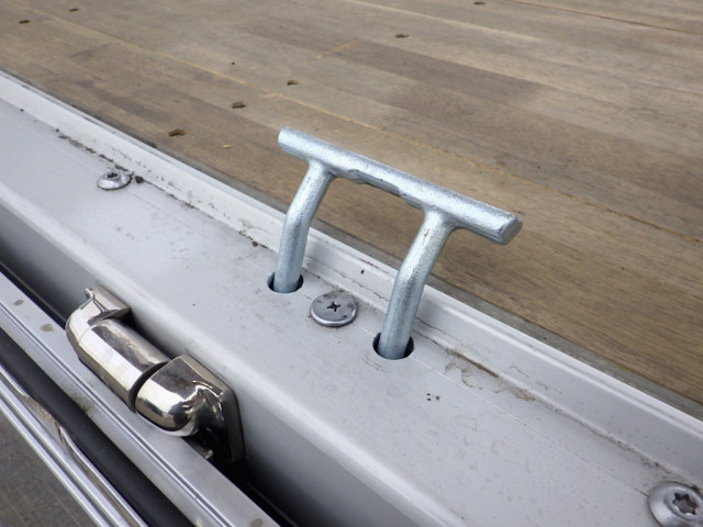 いすゞ フォワード 小型 アルミウィング 2RG-FRR90T4(95787) 9枚目