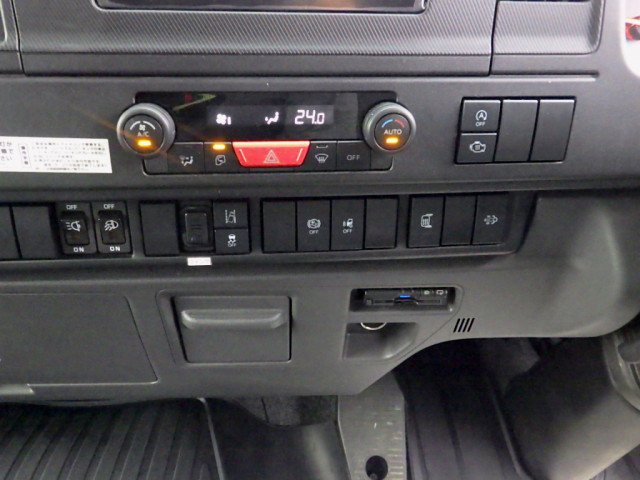 いすゞ フォワード 小型 アルミウィング 2RG-FRR90T4(95787) 22枚目