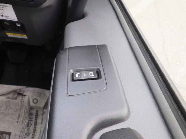 いすゞ フォワード 小型 アルミウィング 2RG-FRR90T4(95787) 33枚目