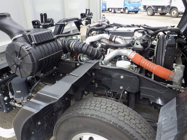 いすゞ フォワード 小型 アルミウィング 2RG-FRR90T4(95787) 41枚目