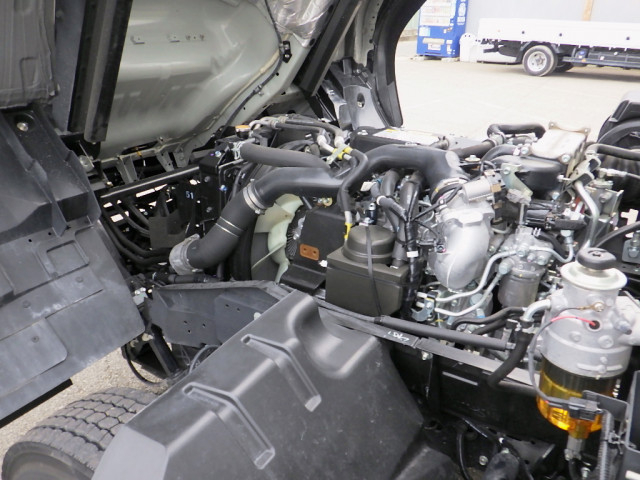 いすゞ フォワード 小型 アルミウィング 2RG-FRR90T4(95787) 42枚目