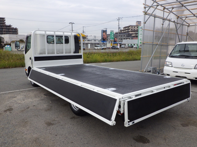 日野 デュトロ 小型 平ボディ 2RG-XZU710M(95790) 24枚目