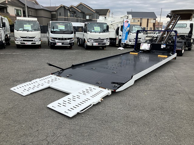 三菱ふそう キャンター 小型 車載専用車 2PG-FEB80(95791) 13枚目