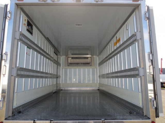 三菱ふそう キャンター 小型 冷凍冷蔵バン TKG-FEB50(95795) 10枚目