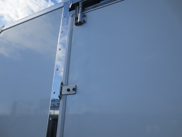 三菱ふそう キャンター 小型 冷凍冷蔵バン TKG-FEB50(95795) 26枚目