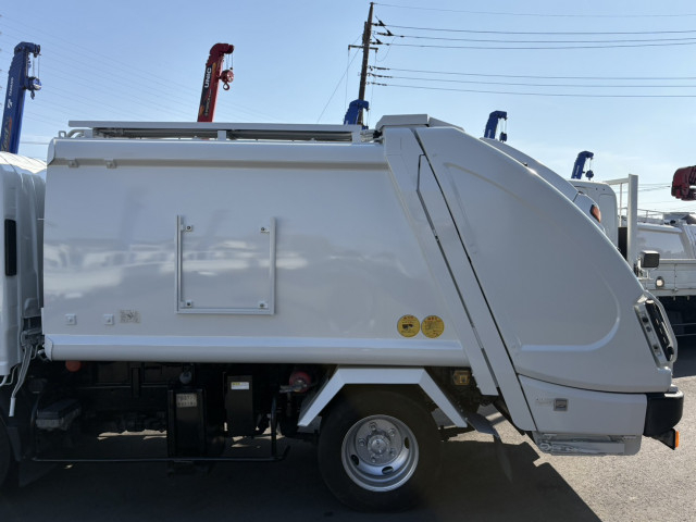 いすゞ エルフ 小型 塵芥車（プレス式） TKG-NMR85AN(95797) 7枚目