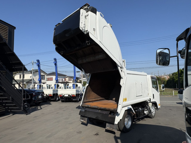 いすゞ エルフ 小型 塵芥車（プレス式） TKG-NMR85AN(95797) 16枚目