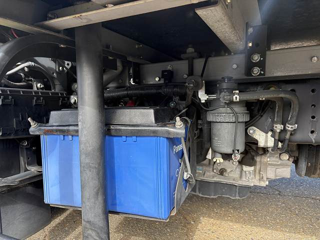 トヨタ ダイナ 小型 冷凍冷蔵バン 2RG-XZC605(95798) 31枚目