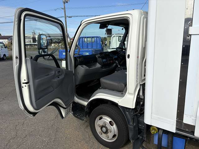 トヨタ ダイナ 小型 冷凍冷蔵バン 2RG-XZC605(95798) 49枚目