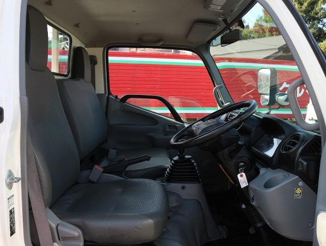 日野 デュトロ 小型 平ボディ 2RG-XZU605M(95799) 35枚目