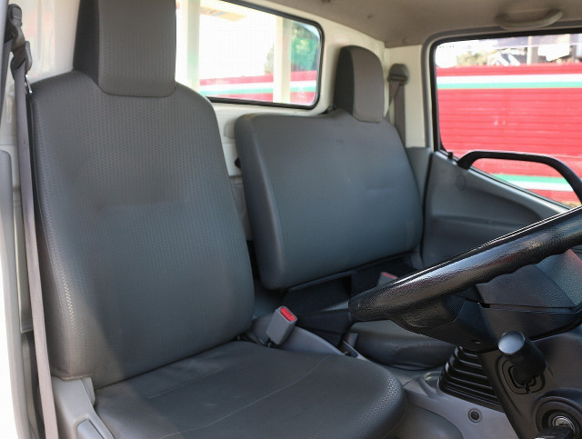 日野 デュトロ 小型 平ボディ 2RG-XZU605M(95799) 36枚目