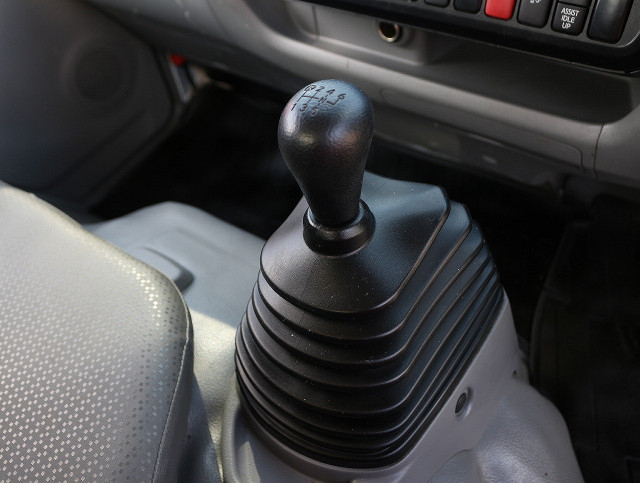 日野 デュトロ 小型 平ボディ 2RG-XZU605M(95799) 41枚目