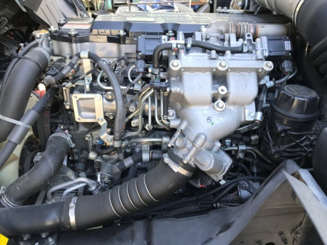 三菱ふそう ファイター 小型 平ボディ 2KG-FK71F(95801) 17枚目