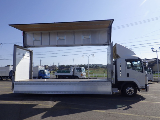 いすゞ フォワード 小型 アルミウィング 2RG-FRR90T2(95802) 5枚目