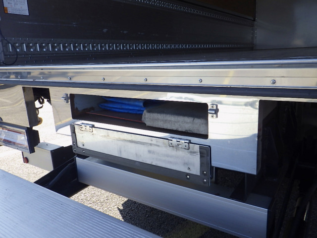 いすゞ フォワード 小型 アルミウィング 2RG-FRR90T2(95802) 14枚目