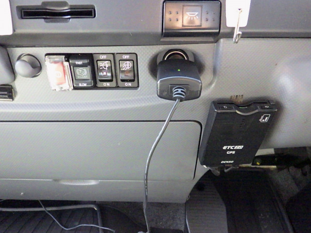 いすゞ フォワード 小型 アルミウィング 2RG-FRR90T2(95802) 23枚目