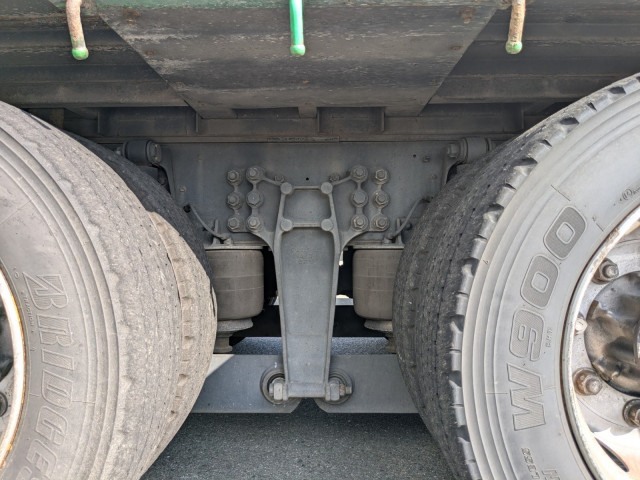 いすゞ ギガ 大型 平ボディ QKG-CYJ77A(95803) 11枚目