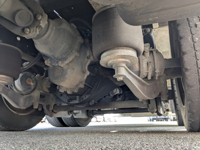 いすゞ ギガ 大型 平ボディ QKG-CYJ77A(95803) 12枚目