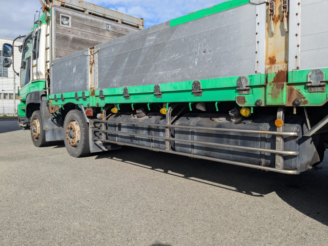 いすゞ ギガ 大型 平ボディ QKG-CYJ77A(95803) 13枚目