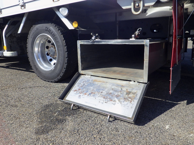 いすゞ フォワード 小型 アルミウィング 2RG-FRR90T2(95802) 47枚目