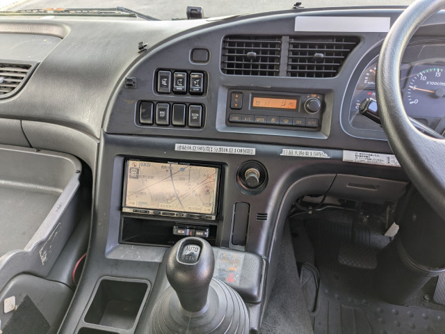 いすゞ ギガ 大型 平ボディ QKG-CYJ77A(95803) 29枚目