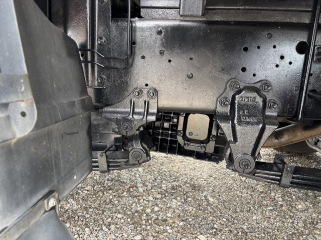 いすゞ ギガ 大型 平ボディ QKG-CYJ77A(95804) 17枚目