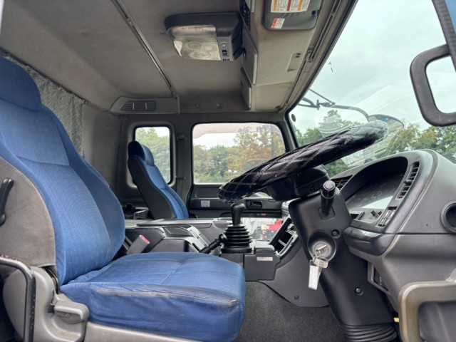 いすゞ ギガ 大型 平ボディ QKG-CYJ77A(95804) 22枚目