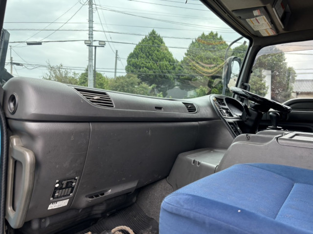 いすゞ ギガ 大型 平ボディ QKG-CYJ77A(95804) 30枚目