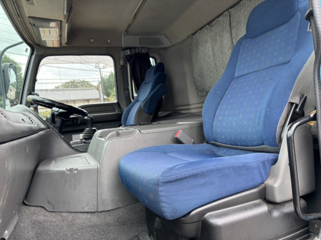 いすゞ ギガ 大型 平ボディ QKG-CYJ77A(95804) 31枚目