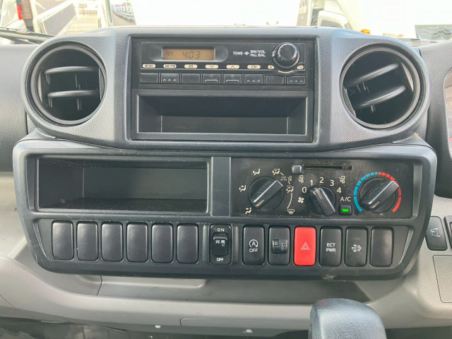 日野 デュトロ 小型 アルミバン TKG-XZU650M(95805) 35枚目