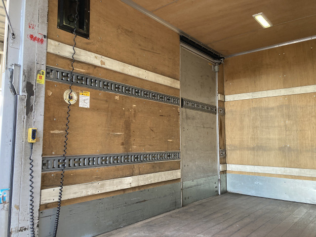 トヨタ ダイナ 小型 アルミバン 2RG-XZU605(95808) 21枚目